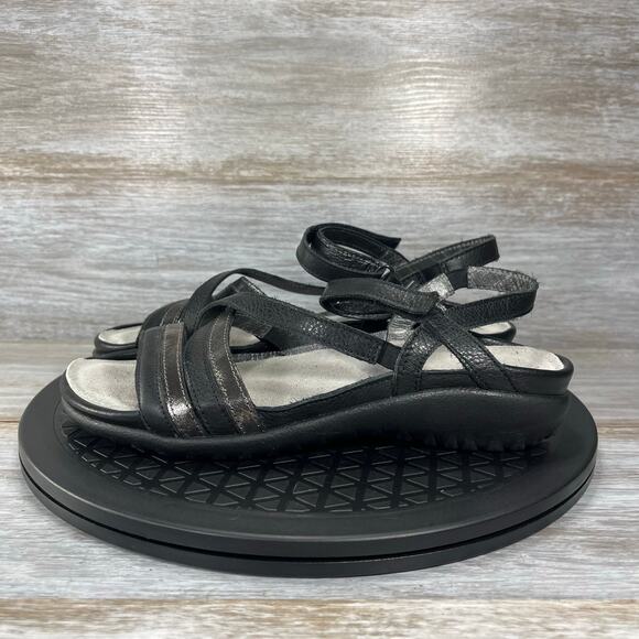 NAOT Footwear Women's Toi Black Leather Strappy Sandals Size 6 - Picture 1 of 8